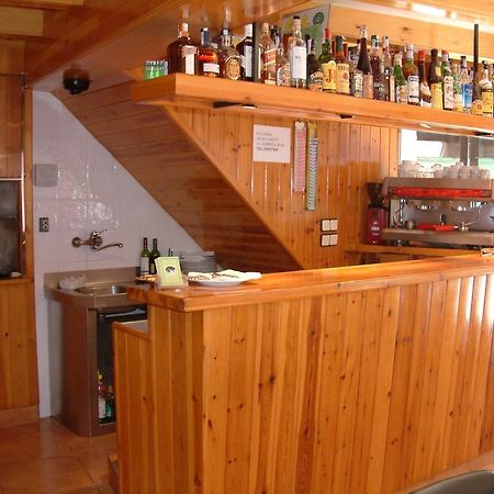 Hostal La Muntanya Castellar De N'Hug Exterior photo