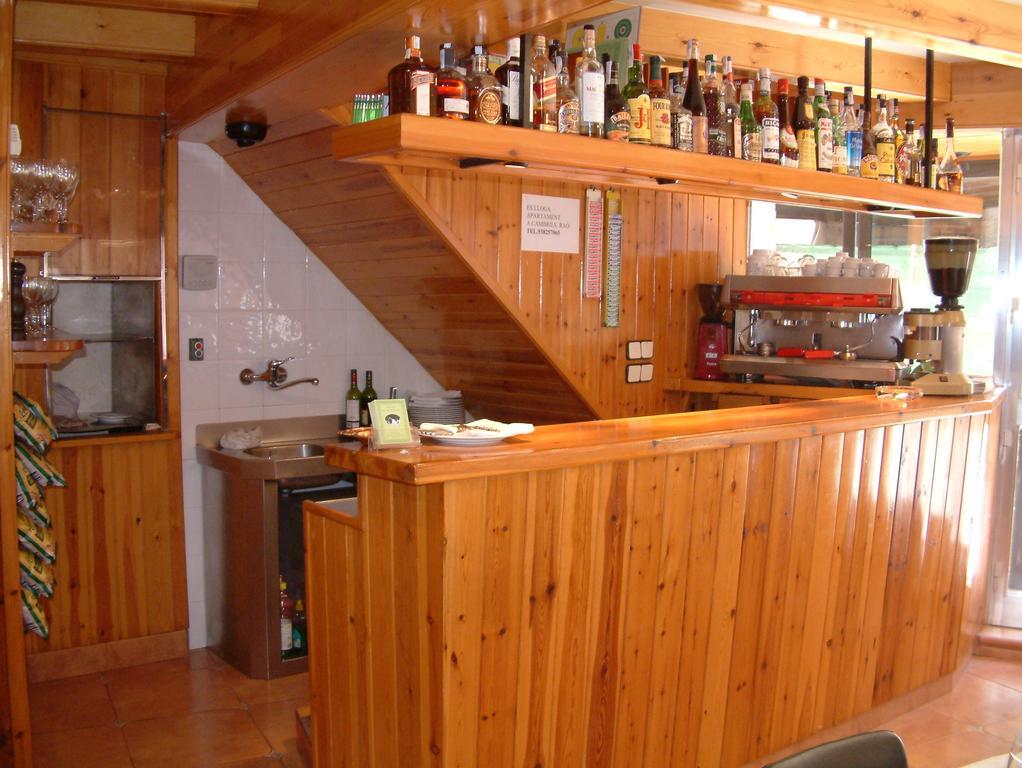 Hostal La Muntanya Castellar De N'Hug Exterior photo
